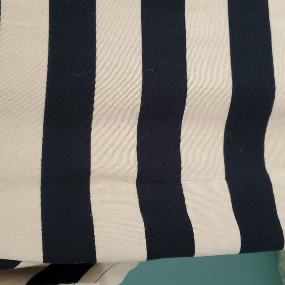 LL Bean signature structured T Shirt dress - Picture 10 of 10